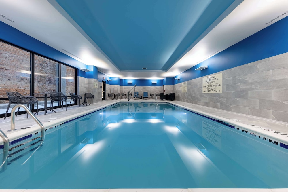 Hampton Inn by Hilton Columbus Downtown - photo 26