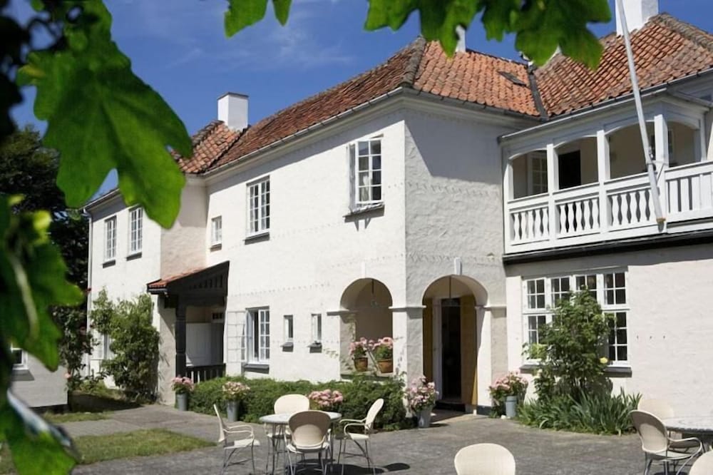 Hotel Villa Strand in Hornbaek, Denmark