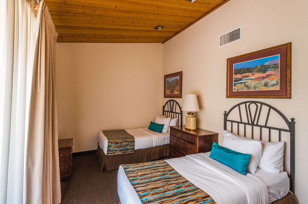 Arroyo Roble Resort - photo 2