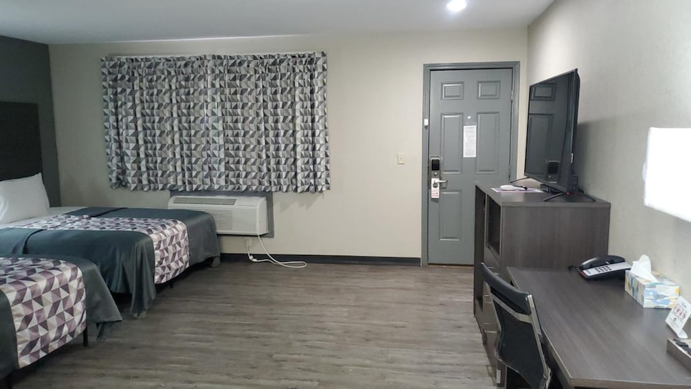 Crescent Park Motel & Suites - photo 13
