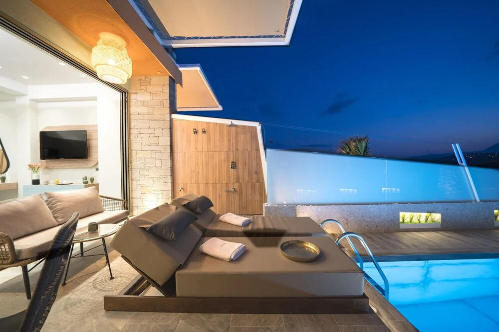 Oleas Suites — 4-Star Luxury Hotel in Irakleion, Greece