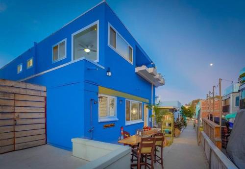 Ocean View Blue Mission Beach Paradise in San Diego, United States