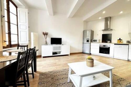 Douce Provence Cœur de Village in Cotignac, France