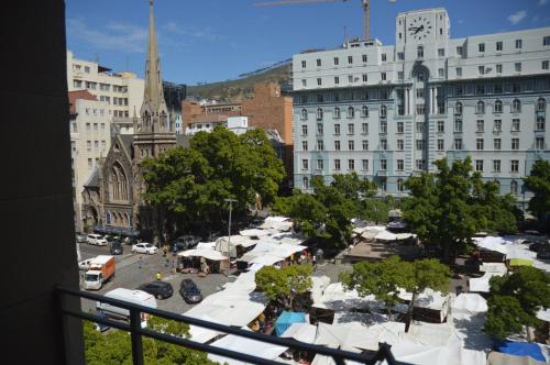 Market House Apartment
