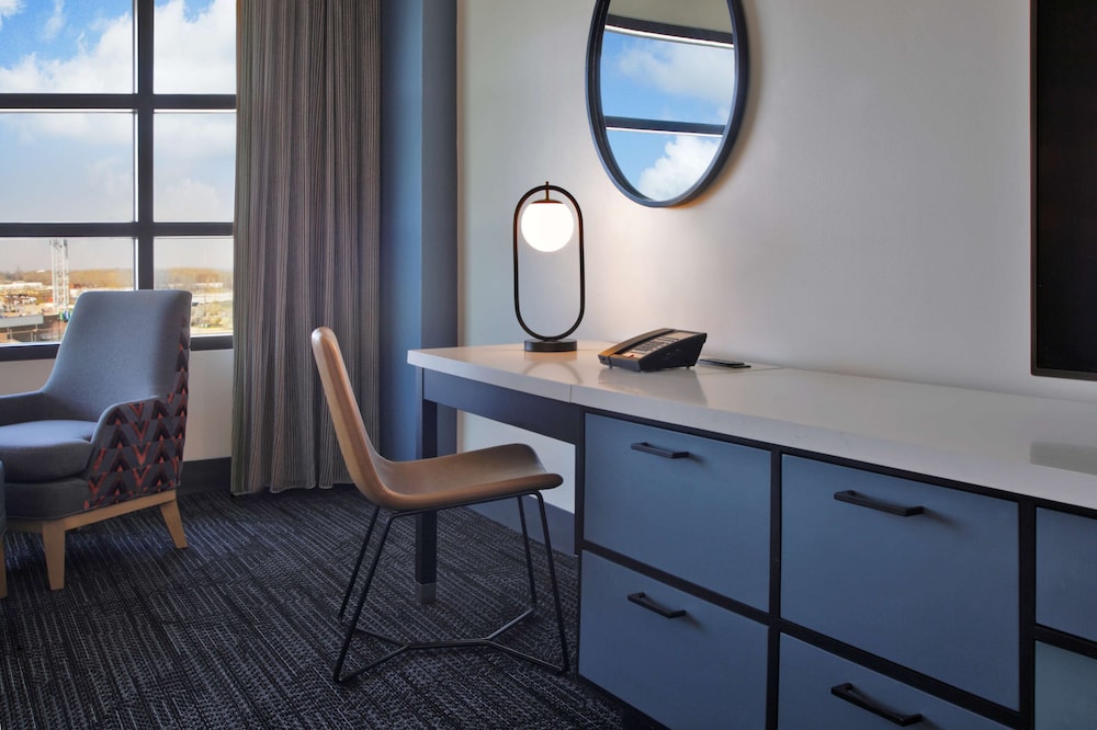 Hilton Omaha - photo 6