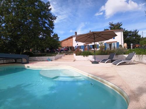 Les Gites de L'aiguete — hotel in Hauterives