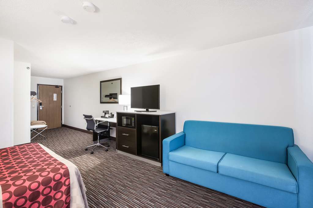 Americas Best Value Inn Charlotte MI - photo 19