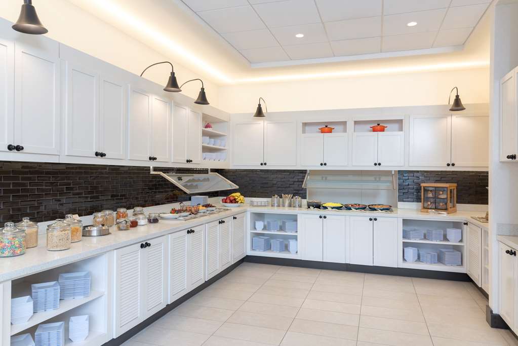 Hyatt Place Detroit Royal Oak - photo 53