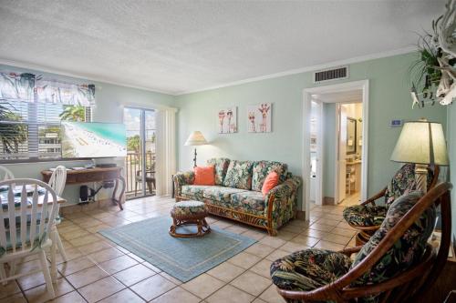 Majestic Beach Condo in Beachfront Resort in St Pete Beach - photo 9