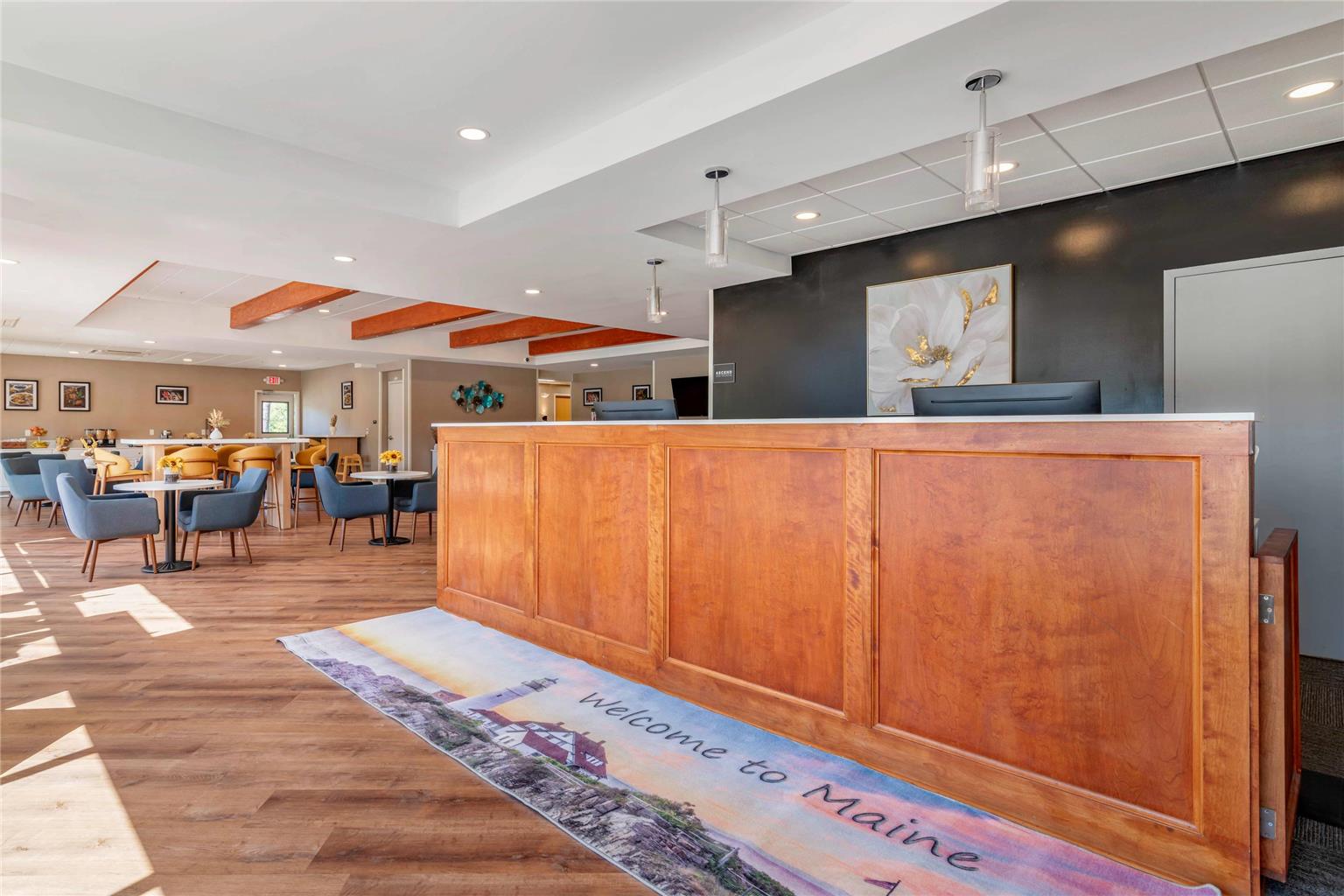Casco Bay Hotel Portland Airport Maine Mall an Ascend Collection Hotel - photo 7