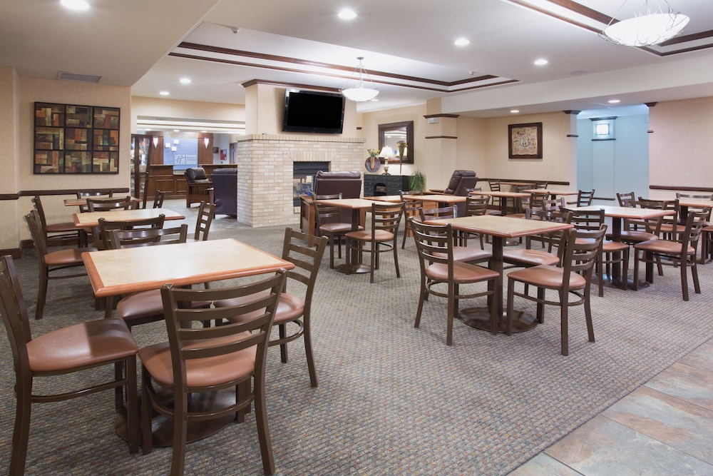 Holiday Inn Express Hotel & Suites Las Vegas by IHG - photo 20