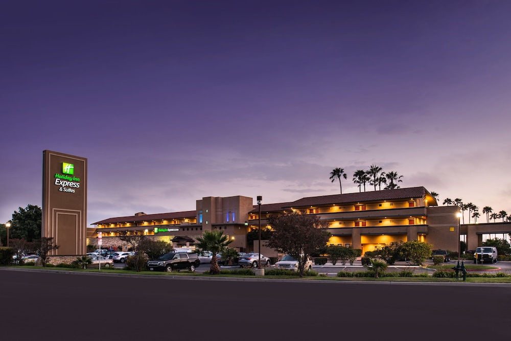Holiday Inn Express Hotel & Suites Ventura by IHG - photo 39