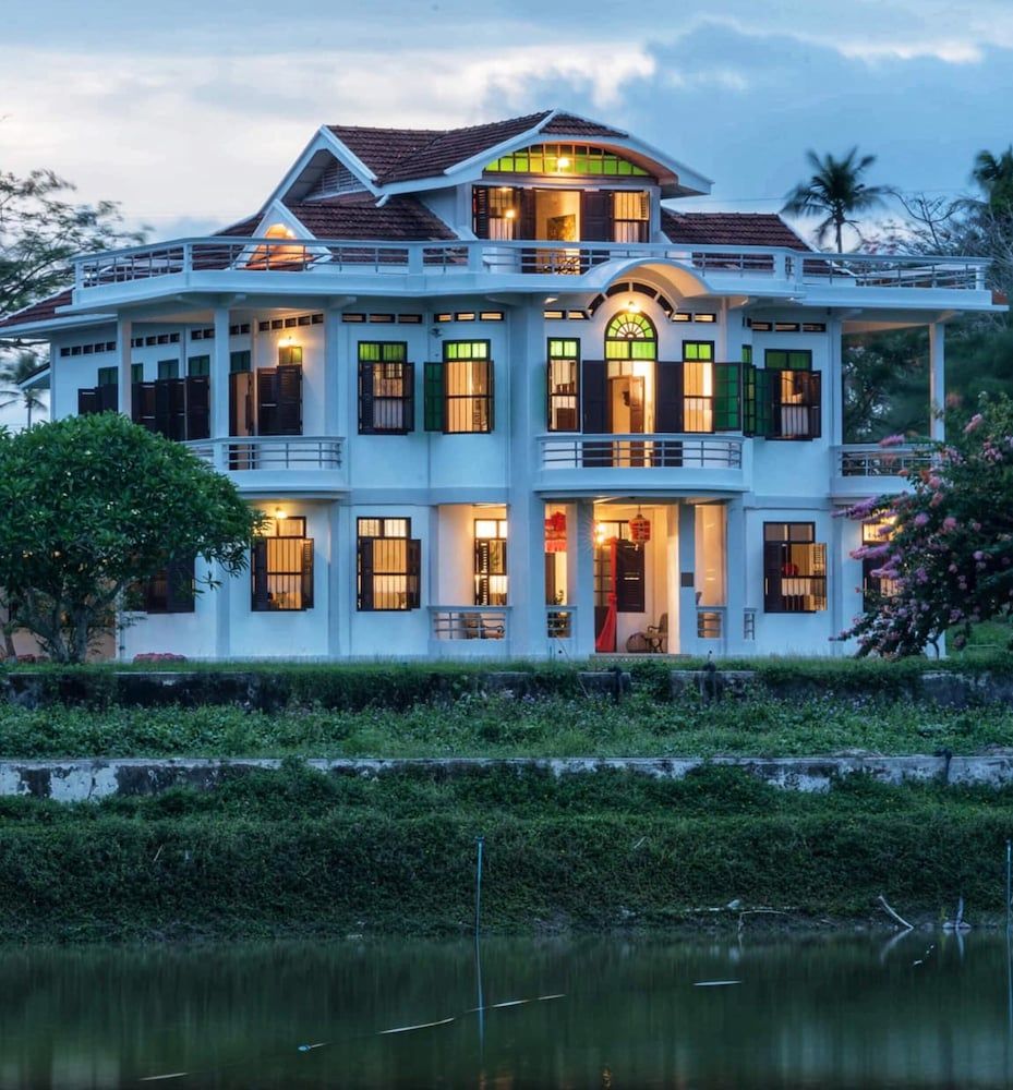 Baan Ar Jor - carbon neutral hotel in Phuket
