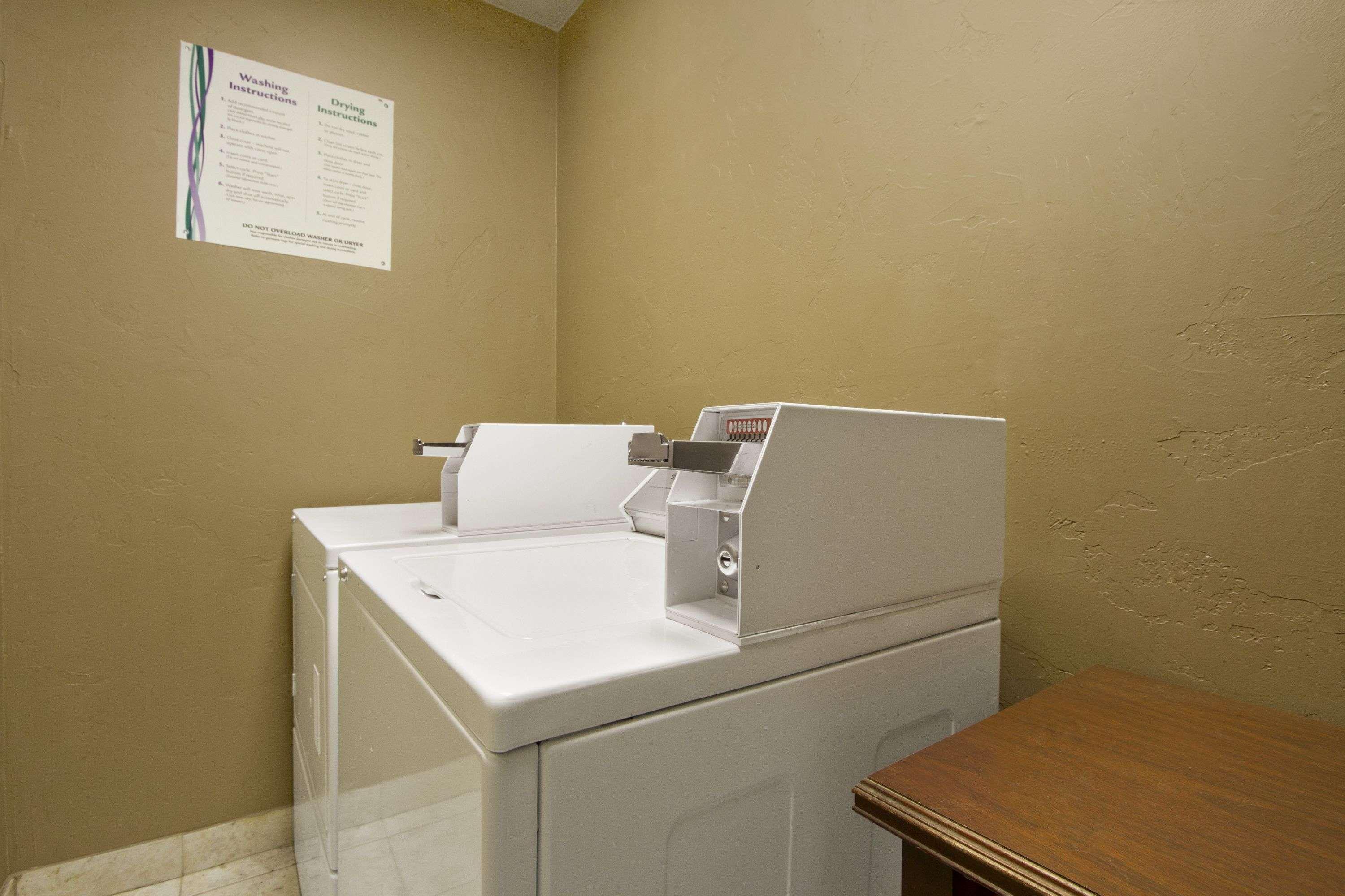 Super 8 by Wyndham Fort Worth TX - photo 20