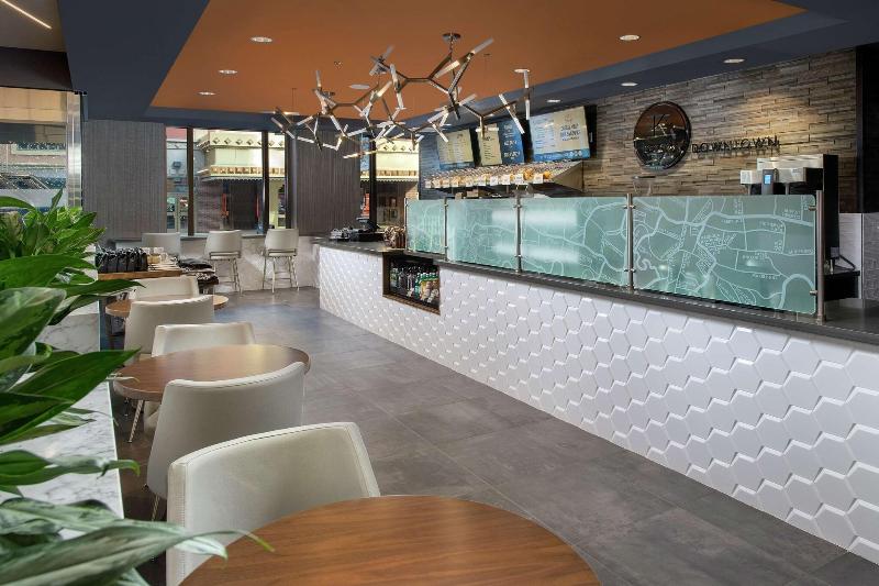 Embassy Suites by Hilton Knoxville Downtown - photo 119