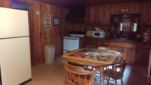 Alpine Motel - photo 23