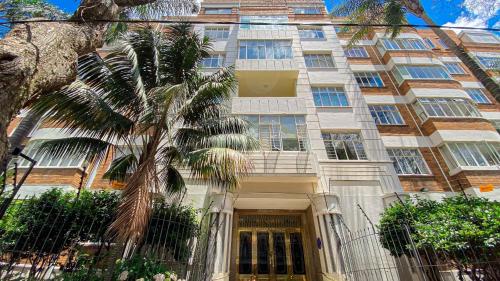 Lux 2Bed for Business Traveller Wi fi Netflix — 4-Star Luxury Hotel in Johannesburg, South Africa