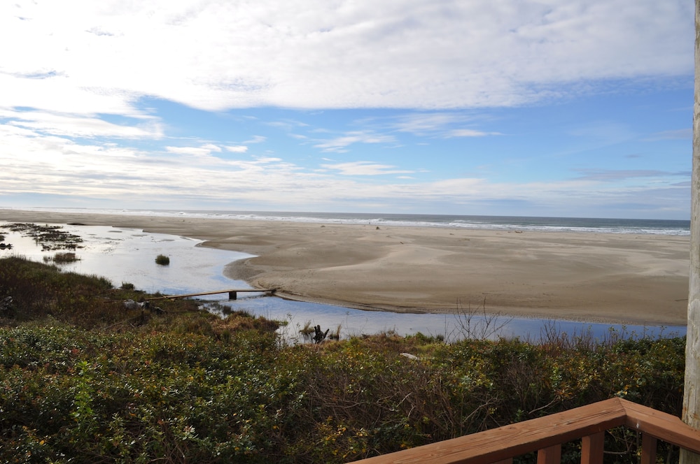 Little Creek Cove Beachfront Resort - photo 90