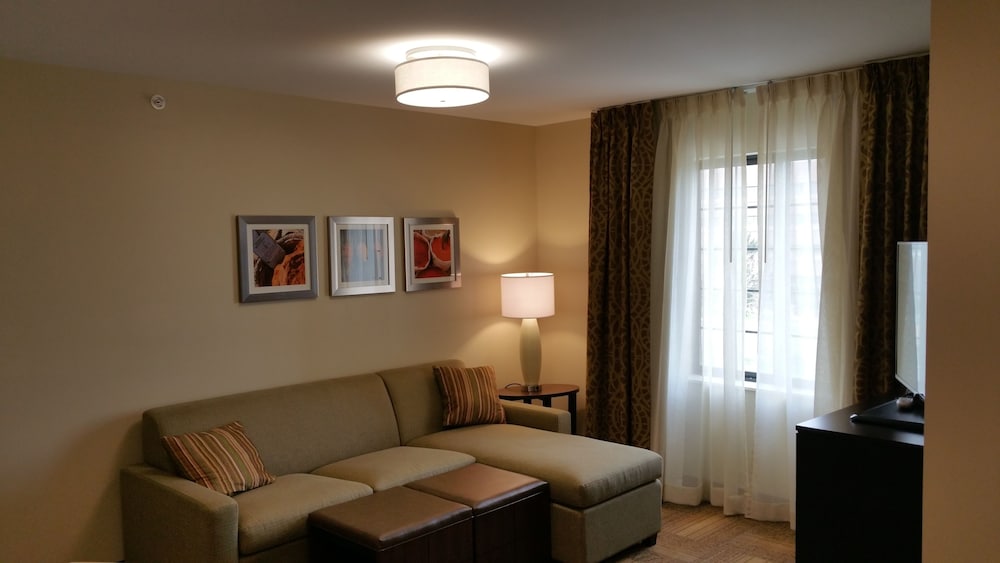 Staybridge Suites Merrillville an IHG Hotel - photo 5