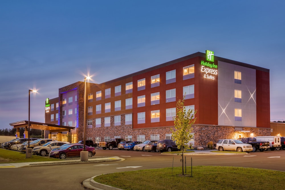 Holiday Inn Express & Suites Rice Lake by IHG - photo 43