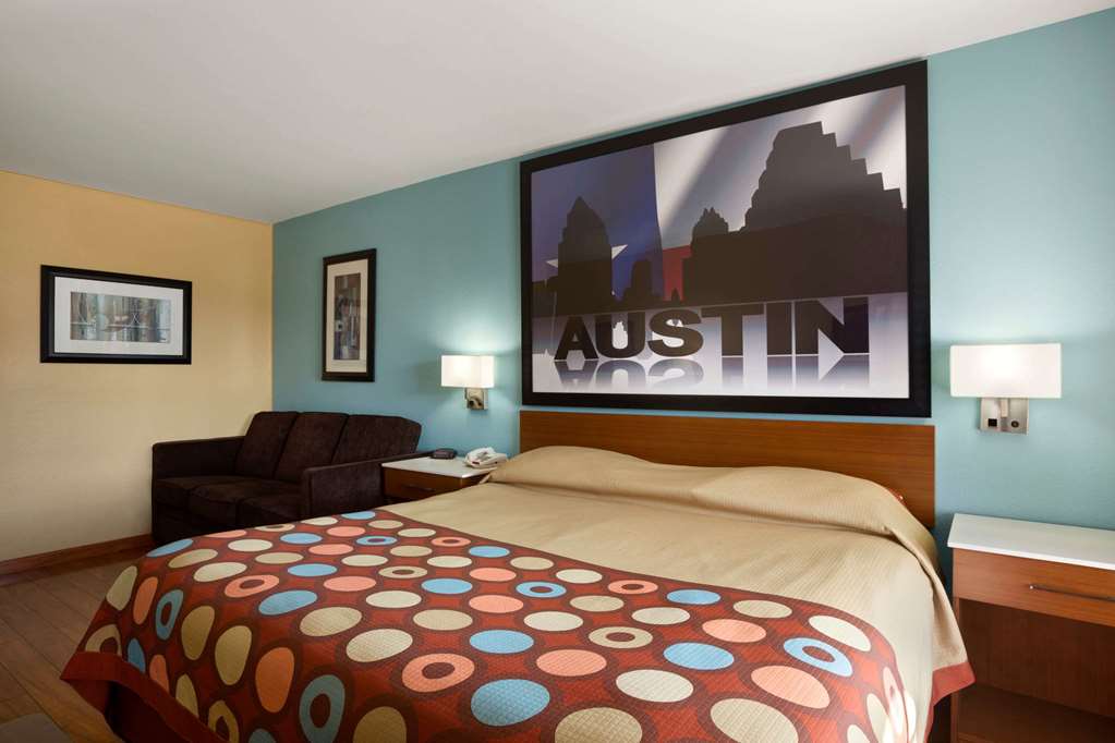 Super 8 by Wyndham Austin Downtown Capitol Area - featured photo