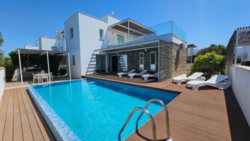 Plage Residences in Paphos, Cyprus