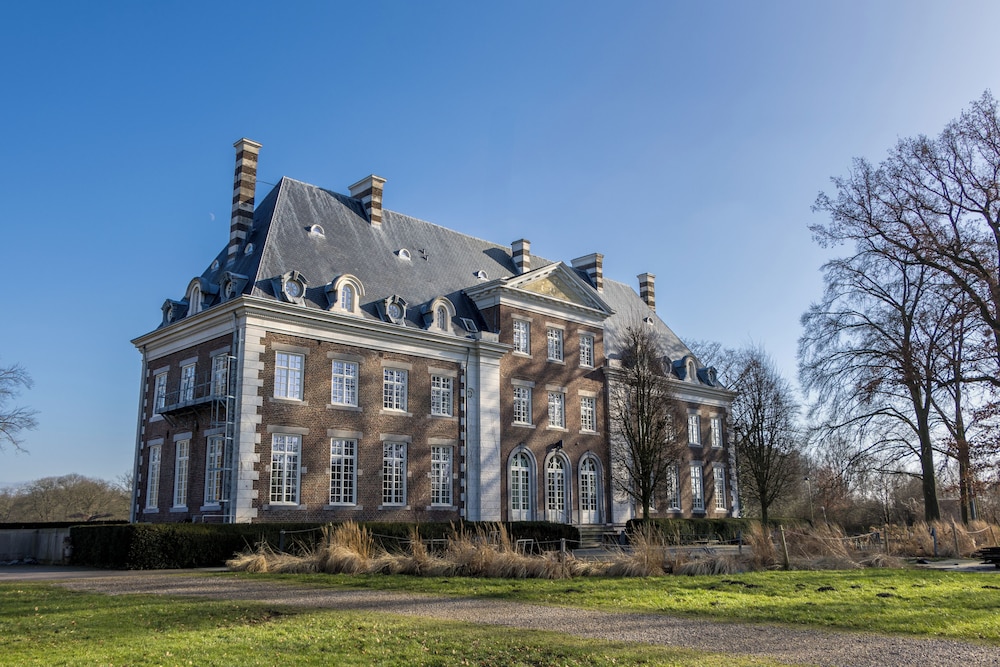 Kasteel Pietersheim Maastricht Lanaken — Lanaken