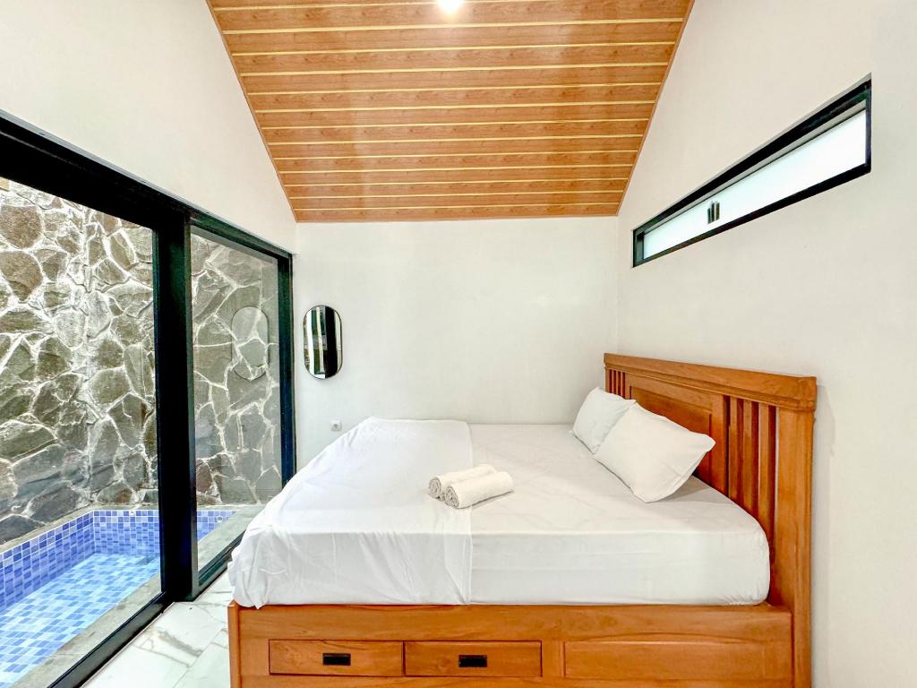 Diyanis Glamping Sekipan Tawangmangu Mitra RedDoorz in Karanganyar, Indonesia