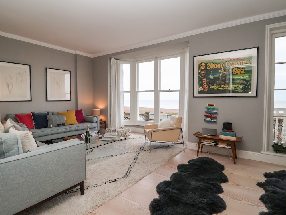 42 Crag Path in Aldeburgh, United Kingdom