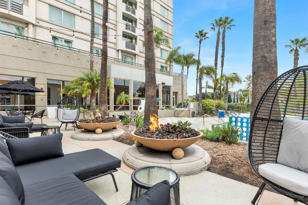 DoubleTree by Hilton San Diego Mission Valley - photo 77