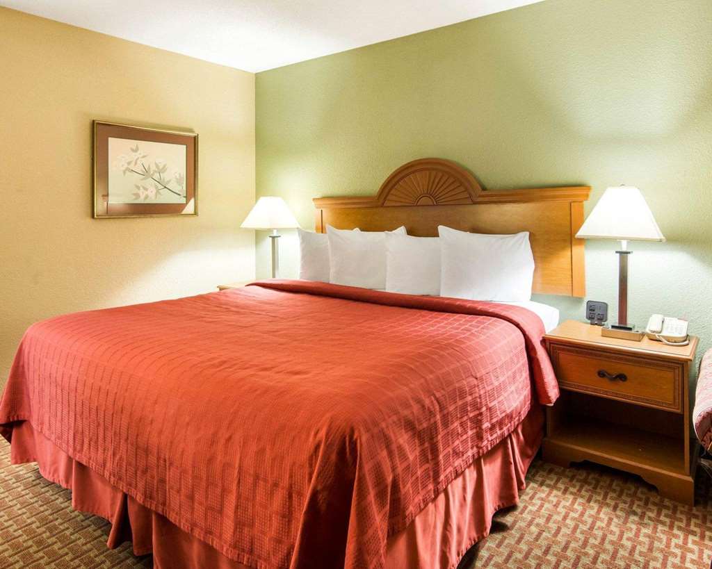 Quality Inn South Hill I 85 - photo 9
