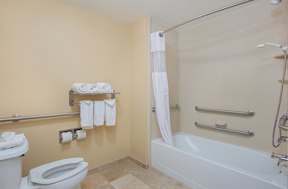 Hampton Inn Covington GA - photo 6