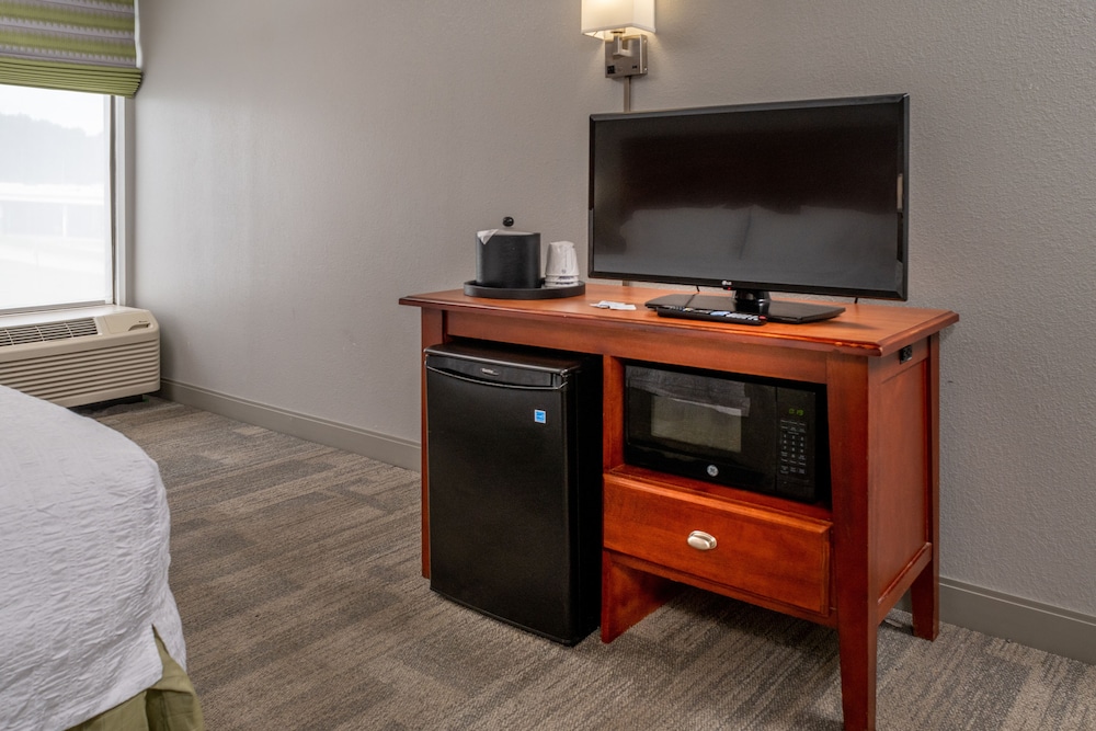 Hampton Inn Charleston Downtown - photo 4