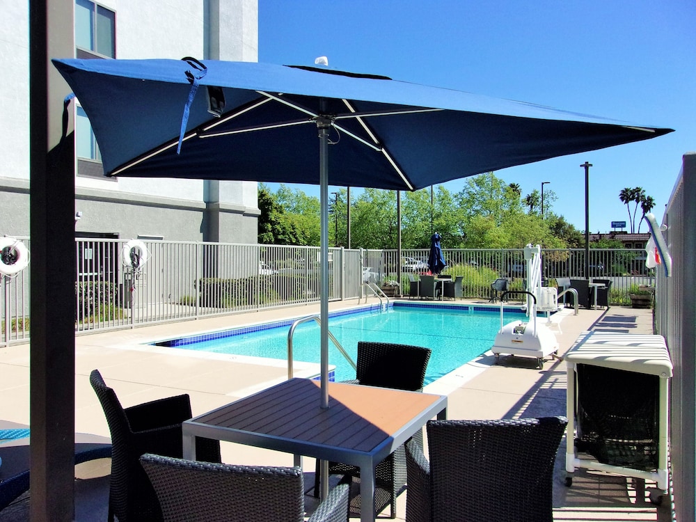 Hampton Inn & Suites Rohnert Park Sonoma County - photo 19