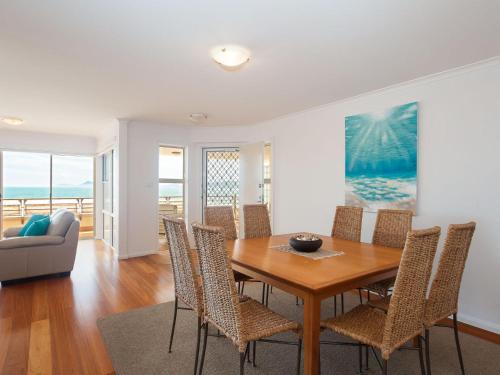 The Clippers 3 fabulous waterfront unit — Salamander Bay — photo 3