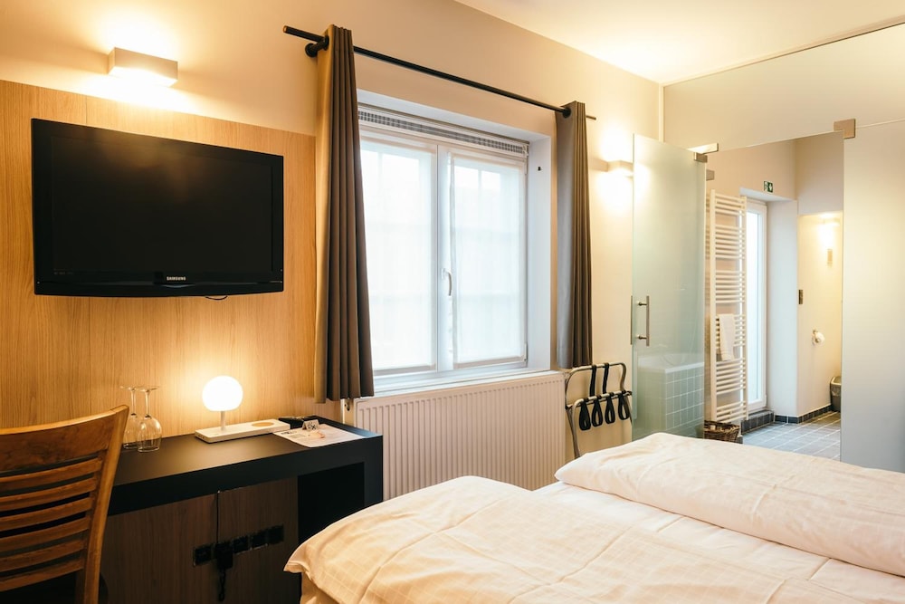 De Casteleer — 4-Star Luxury Hotel in Kasterlee, Belgium