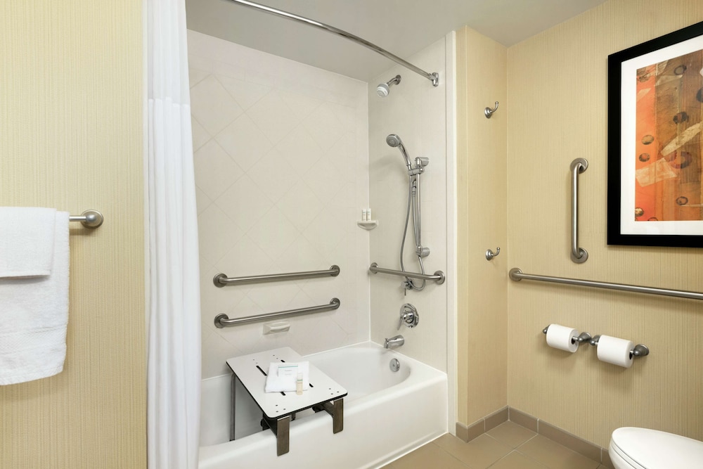 Hampton Inn & Suites Charles Town - photo 13