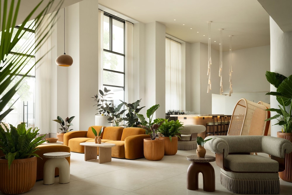 Sandbourne Santa Monica Autograph Collection - featured photo