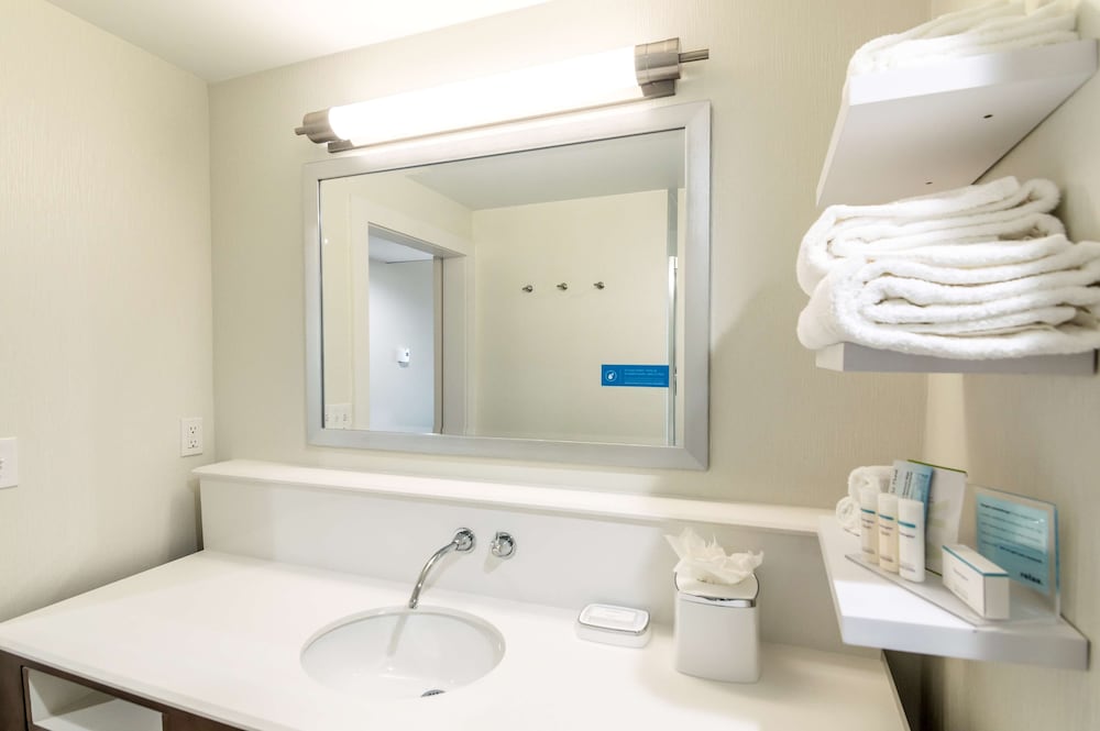 Hampton Inn Oklahoma City Northeast - photo 24
