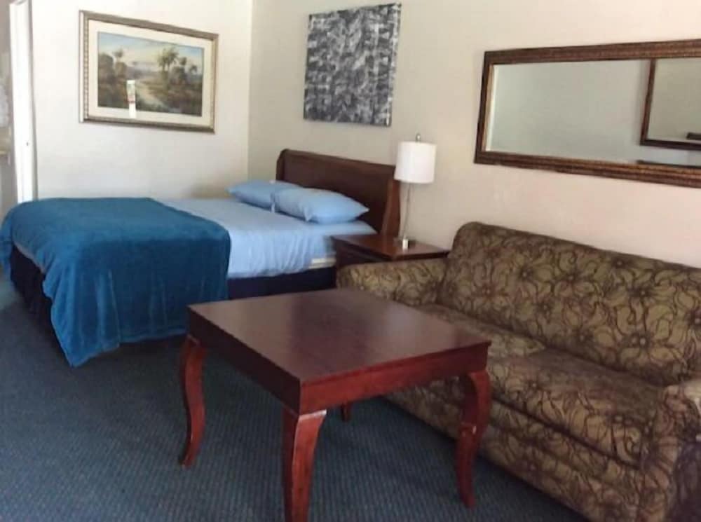 Motel 8 Lake City - featured photo