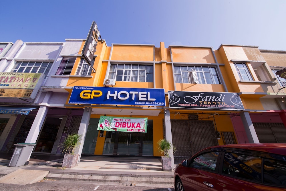 Golden Pearl Hotel Near Universiti Tun Hussein Onn Malaysia UTHM in Batu Pahat, Malaysia