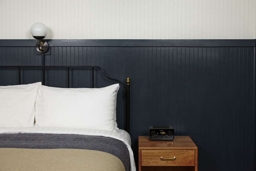 Anvil Hotel - photo 6