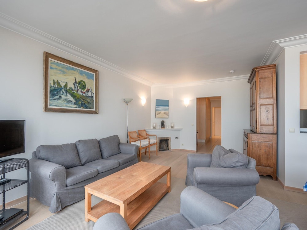 Apartment in Knokke Heist with Sea Views — 4-Star Luxury Hotel in Knokke-Heist, Belgium