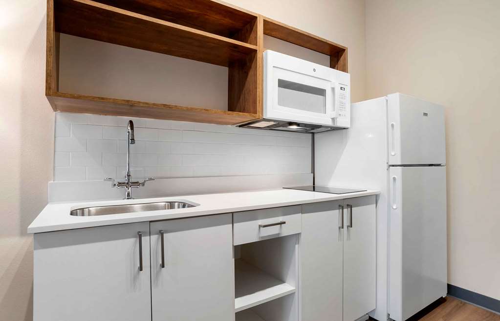 Extended Stay Premier Suites Pensacola Nas Corry Station - photo 26