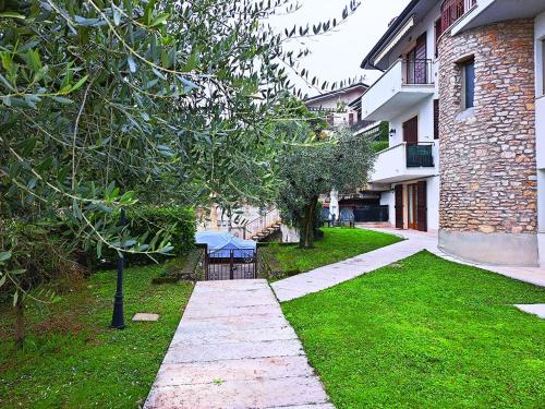 Appartamento M3 Negrar Vicino Ospedale Sacro Cuore Don Calabria E Centro 21392697 — Negrar