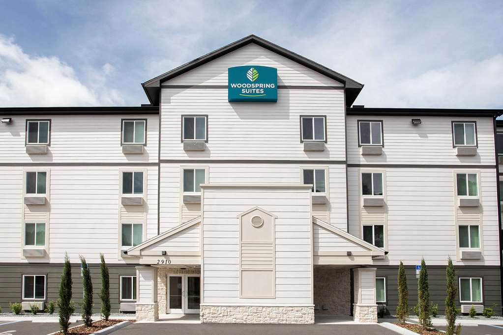 WoodSpring Suites Daytona Beach Int'l Speedway - featured photo