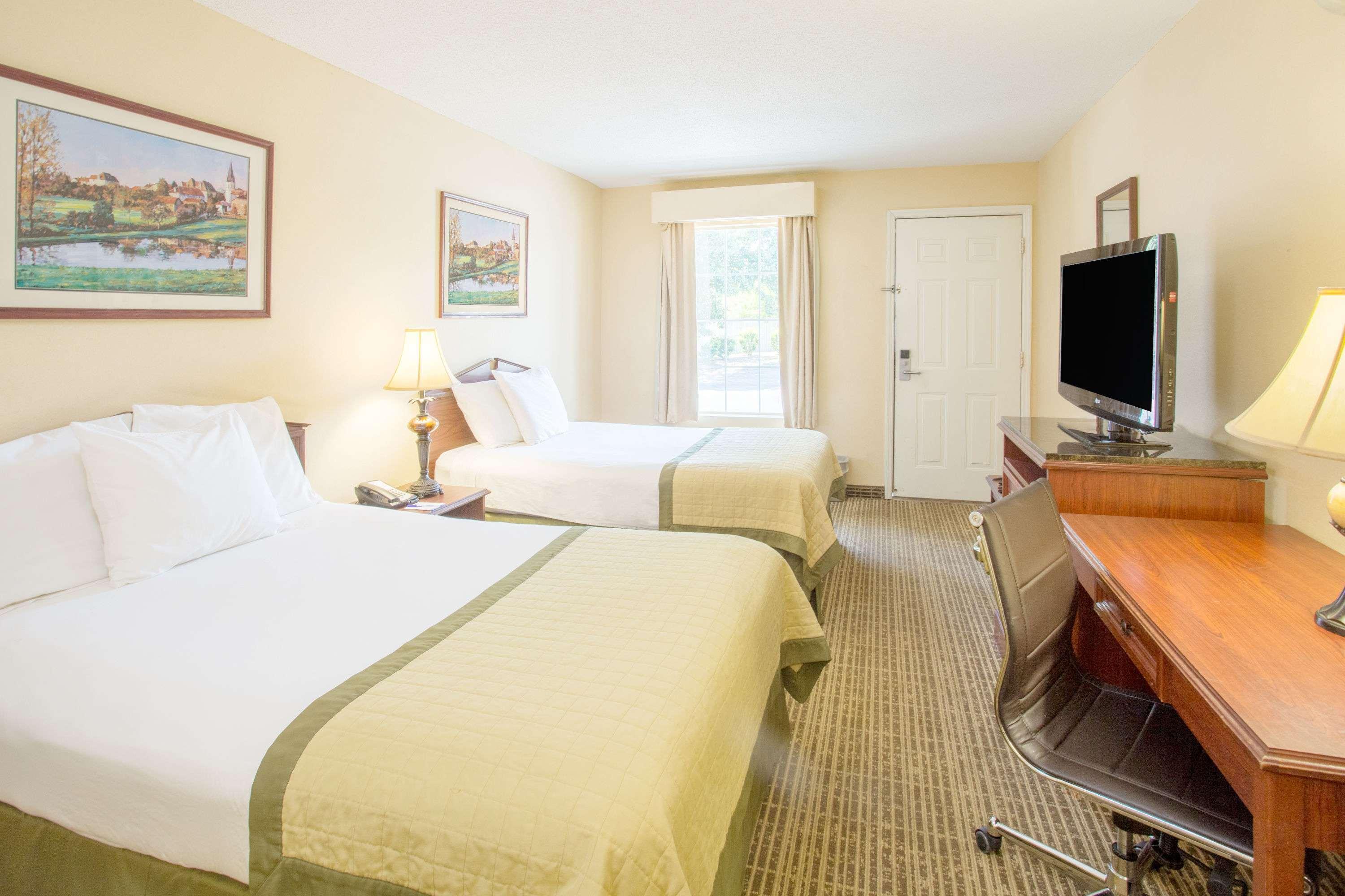 Baymont by Wyndham Dunn - photo 10