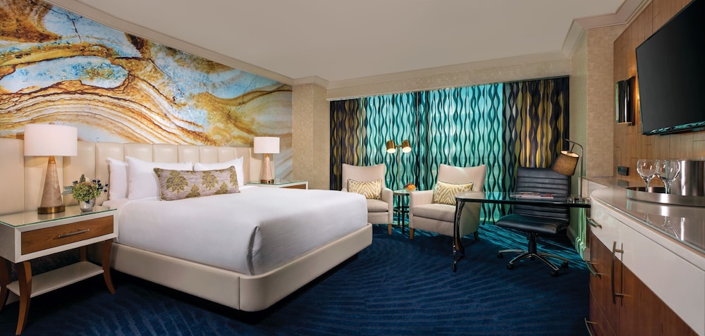 Mandalay Bay Resort And Casino - photo 17