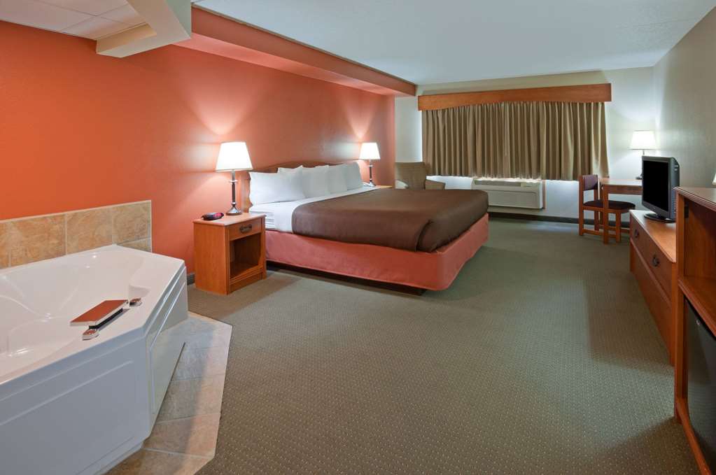 AmericInn by Wyndham Wetmore Munising - photo 14