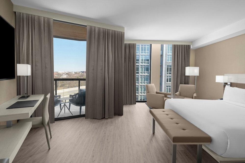 AC Hotel by Marriott Washington DC Capitol Hill Navy Yard - photo 8